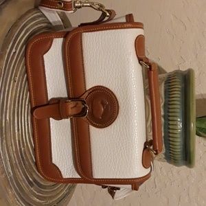Dooney and Bourke cross body bag